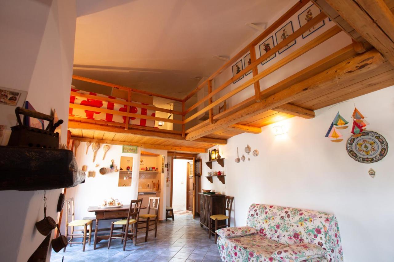 Cosy Loft - Loft Di Atmosfera In Sperlonga Alta Villa Exterior photo